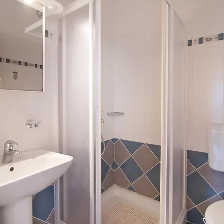 Silvia Apartman