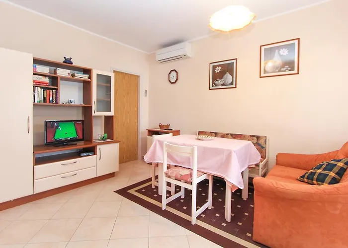 Silvia * Πόρετς