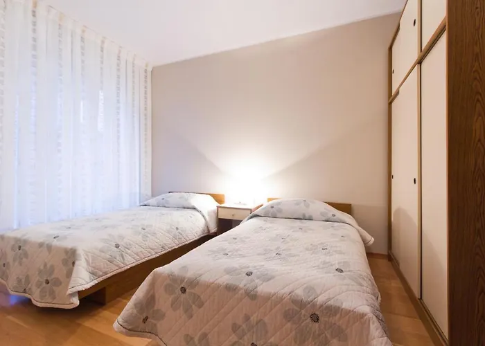 Silvia * Πόρετς